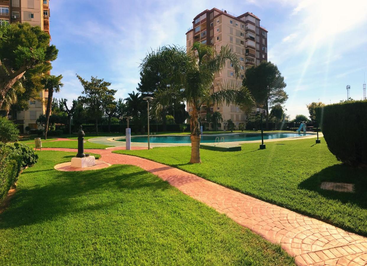 The White Apartment: Luxury, Beach And Design Valencia Luaran gambar